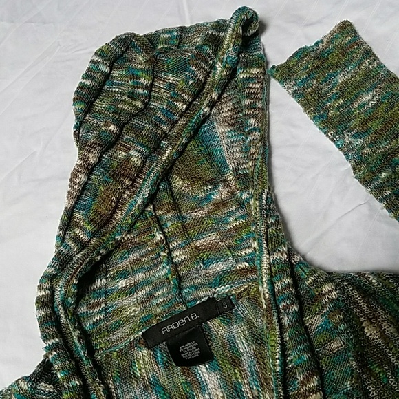 Arden B. Crop Hoodie size small - Picture 2 of 5